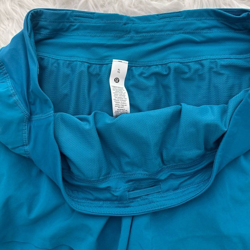 Lululemon Fast and Free High Rise Classic Fit Split Short 3" Hawaiian Blue XL - Picture 10 of 11